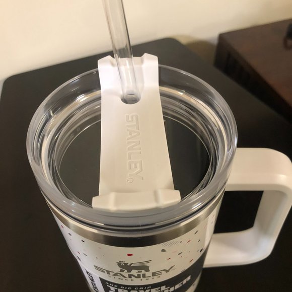 NWT Stanley Adventure 40oz Stainless Steel Quencher Terrazzo Pearlescent Confeti - Picture 3 of 4